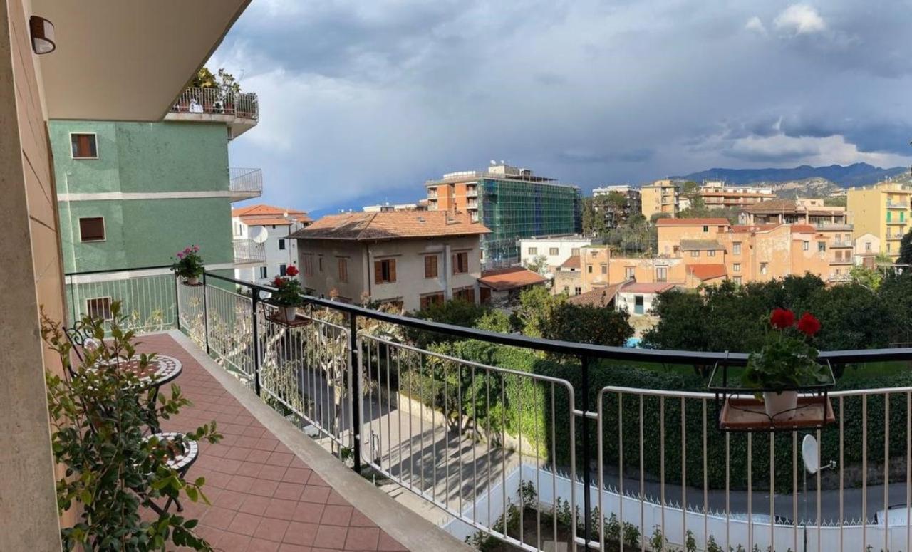 A Casa E' Mamma Apartman Sorrento Kültér fotó